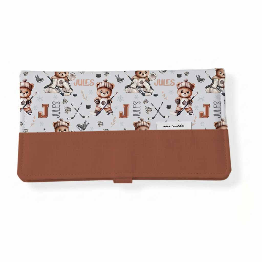 Protège-carnet de santé | Ours hockey prénom répétitif