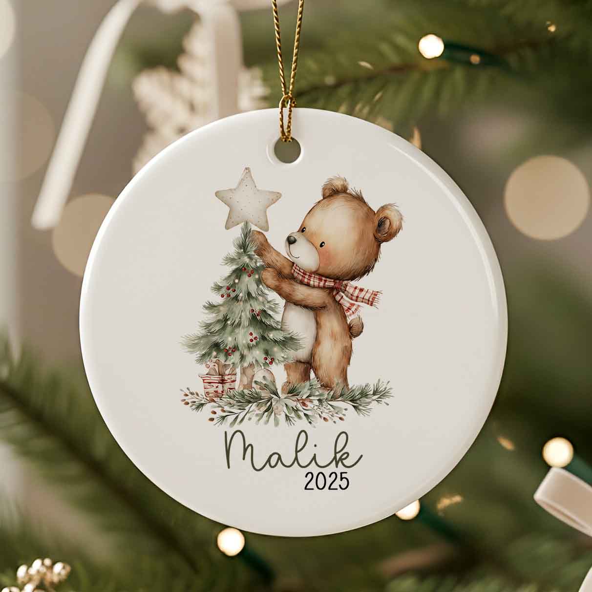 Ornement de Noël personnalisé en céramique | Ourson et sapin avec prénom
