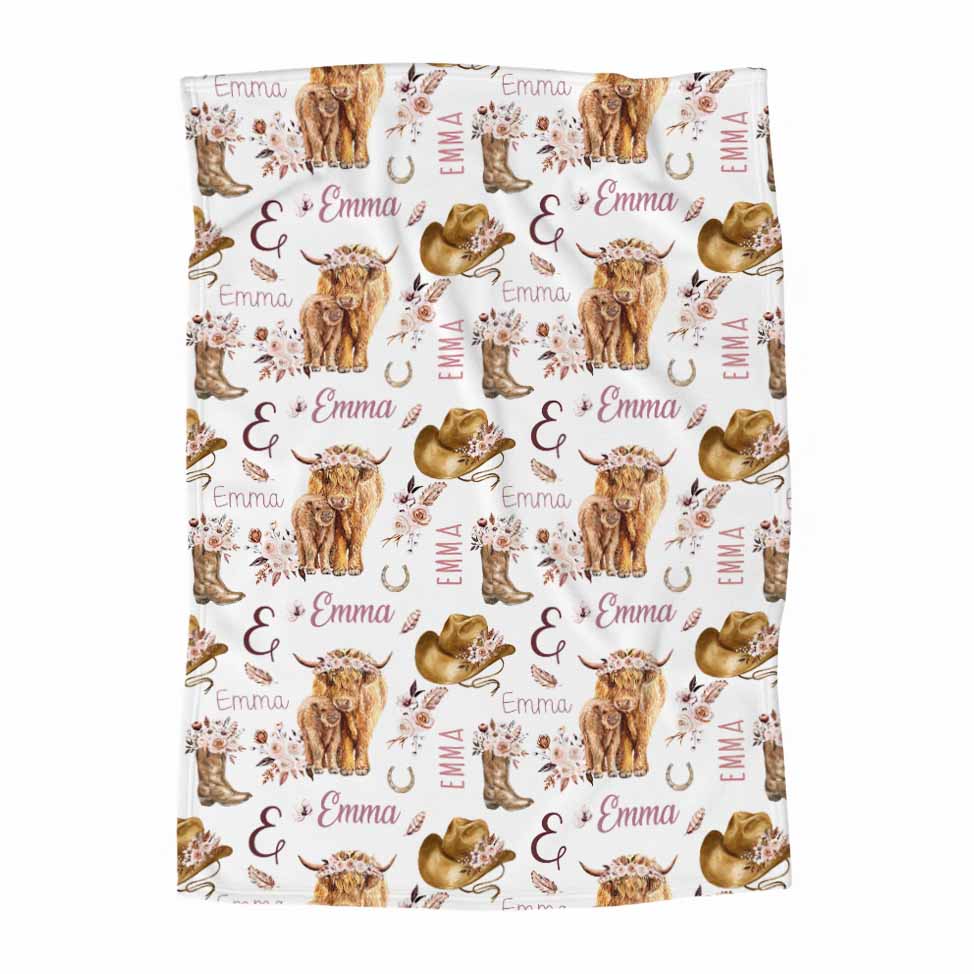Couverture en minky personnalisée | Vache Highland fleurs latté prénom répétitif