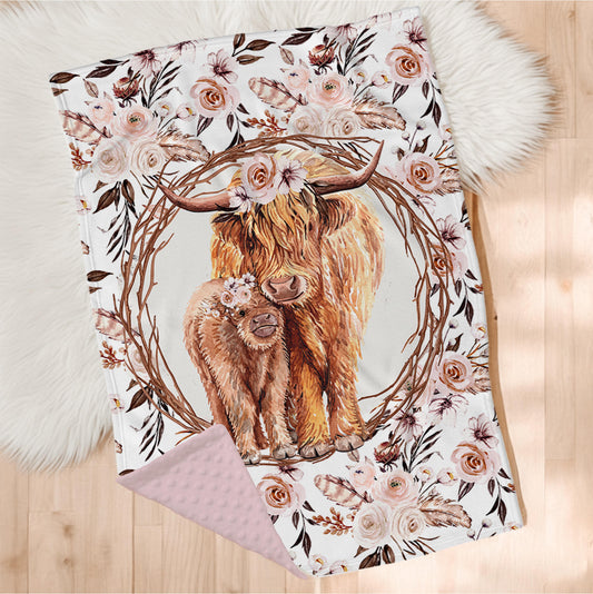 Couverture en minky | Vache Highland fleurs latté panneau