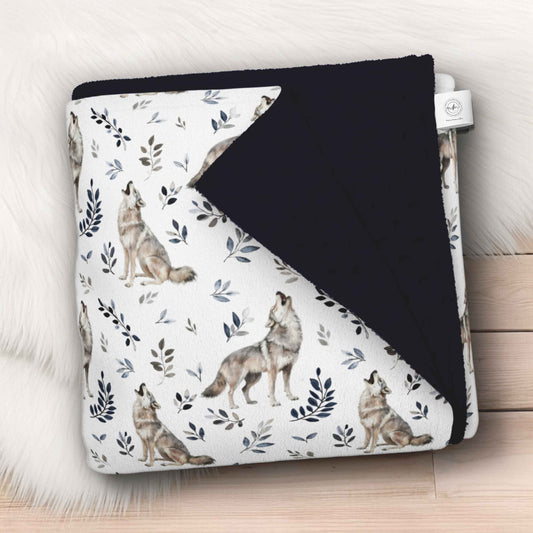 Couverture en minky | Loups hurlants bleus