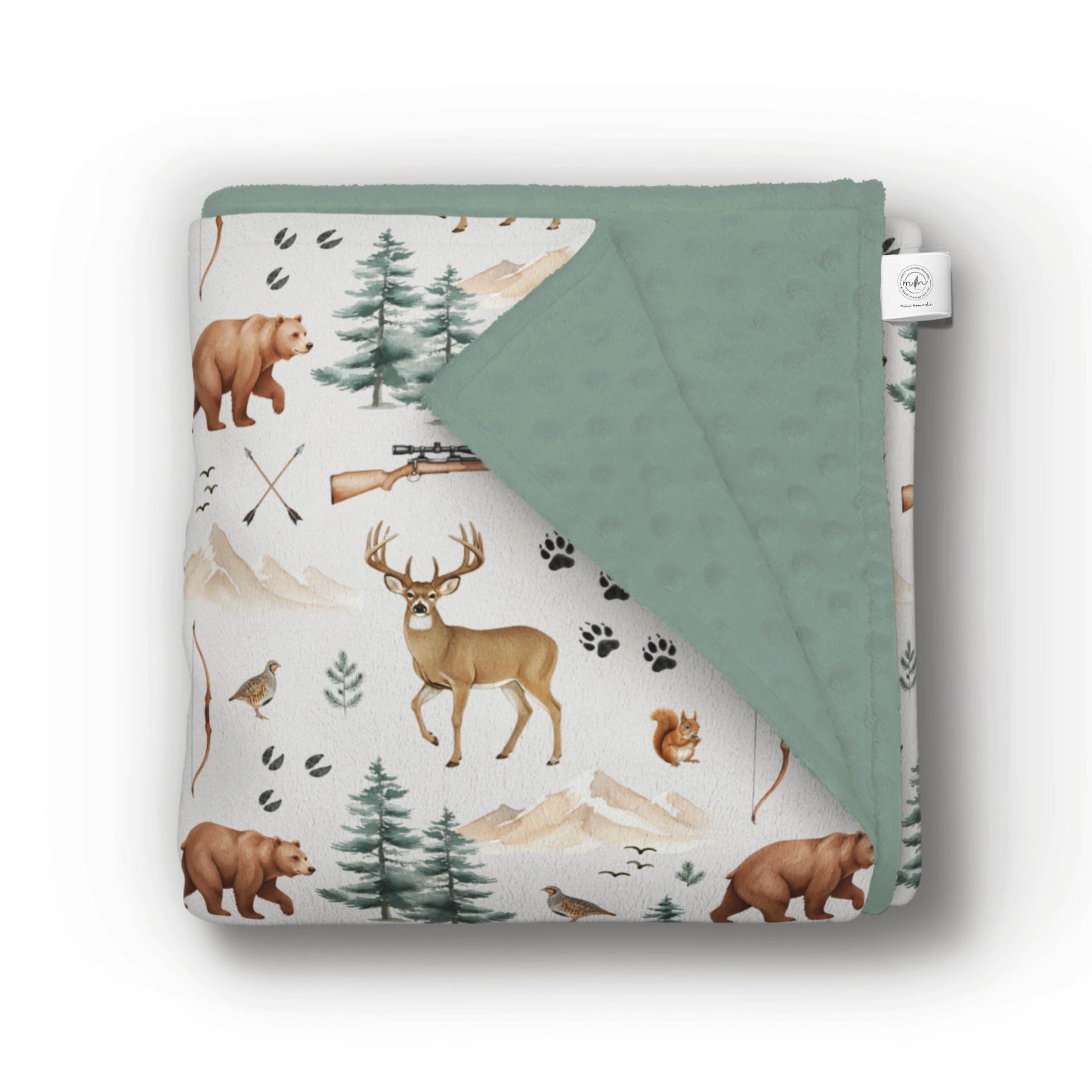 Couverture chasse bébé minky avec chevreuil ours et traces de pas animaux du québec