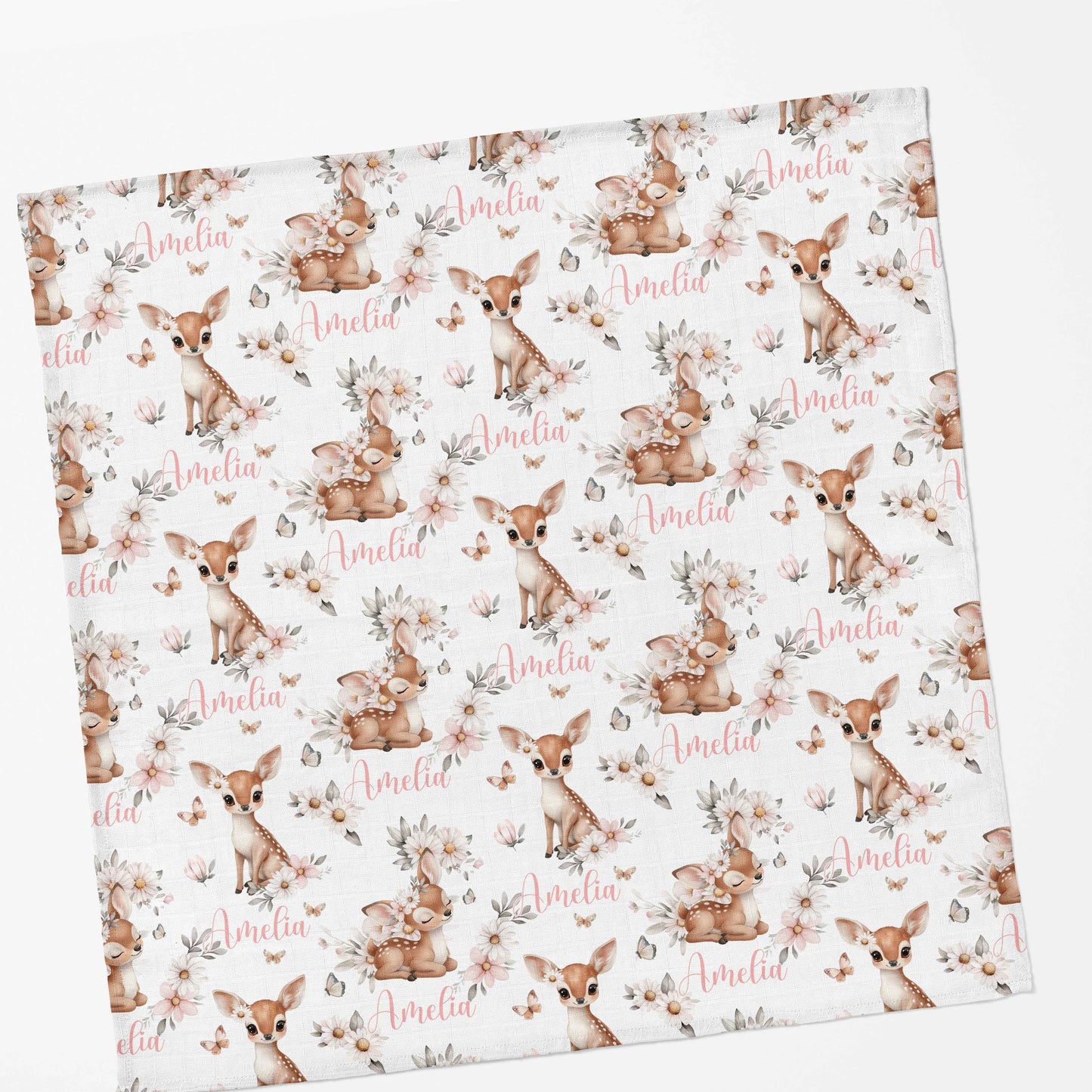 Couverture en mousseline de bambou | Biche et papillons prénom répétitif