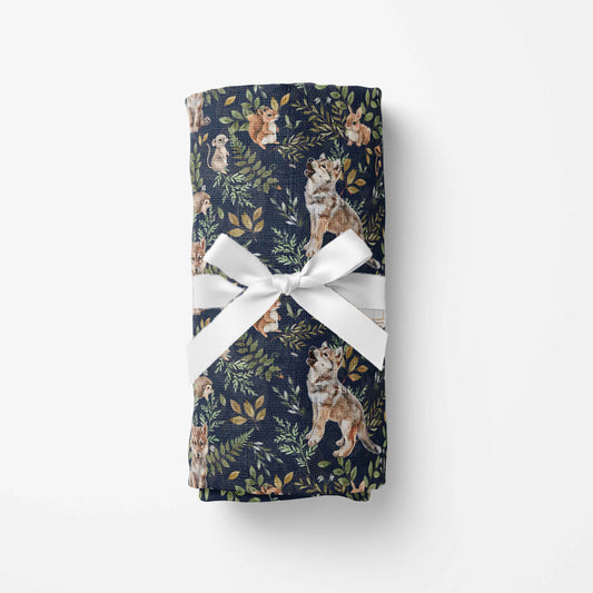 Couverture en mousseline de bambou | Loups de la forêt enchantée fond marine