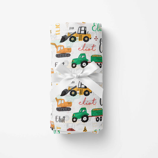 Couverture en mousseline de bambou | Machinerie et tracteurs verts prénom répétitif