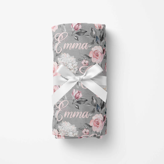 Couverture en mousseline de bambou | Fleurs Grises prénom répétitif
