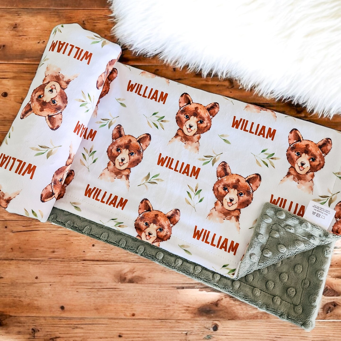 Couverture personnalisée | Feuilles de la Forêt, animal au choix et prénom