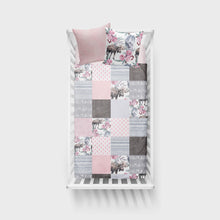Charger l&#39;image dans la galerie, Couverture pour bassinette | Orignal fleuri patchwork